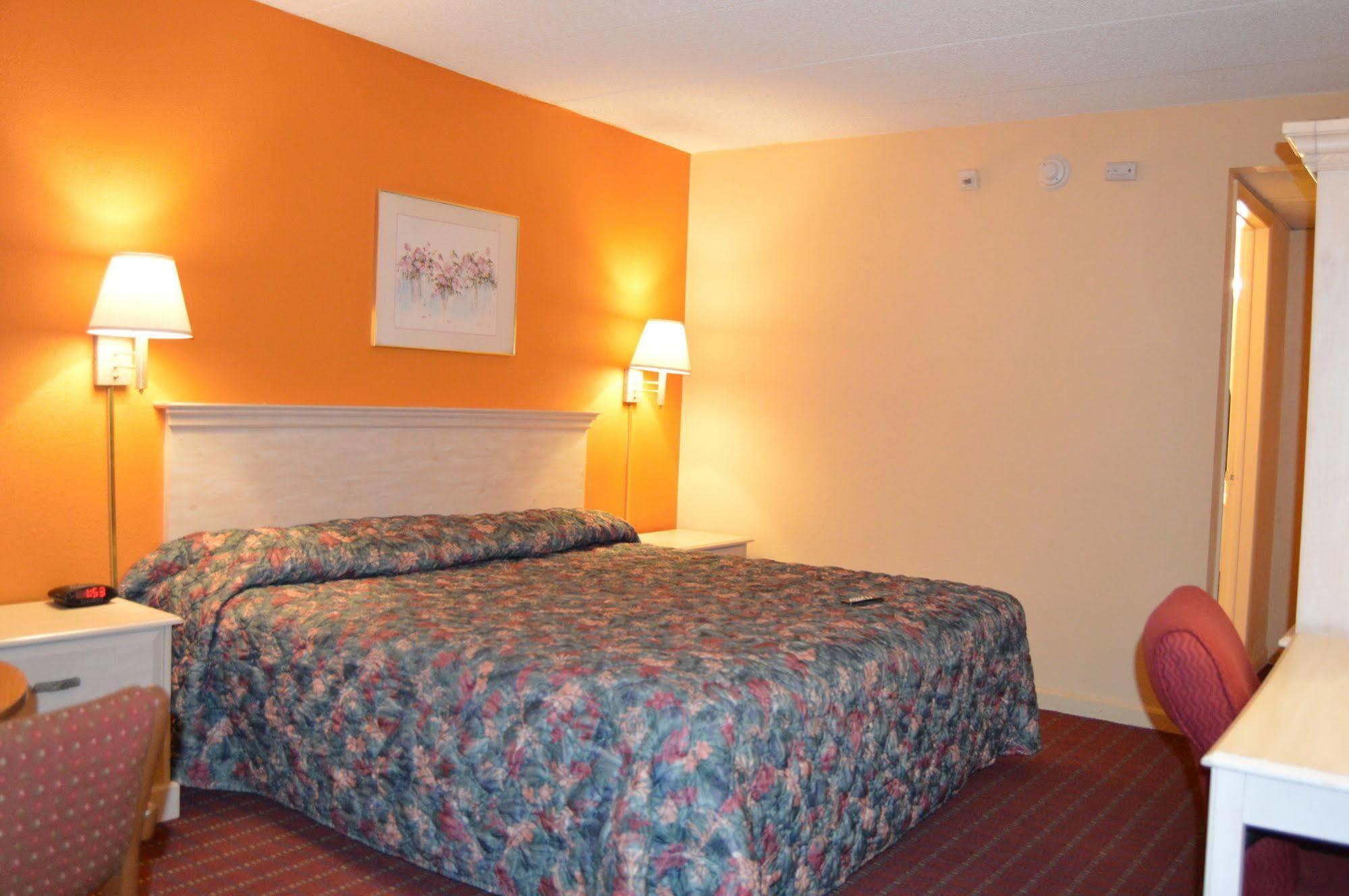 Travelers Inn South Brunswick Terrace Exteriör bild
